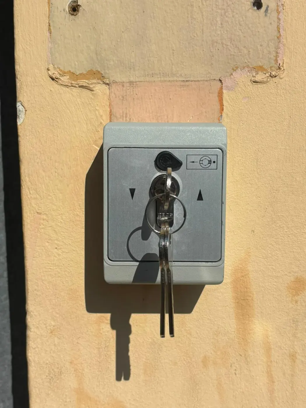 Motorisation de rideau métallique à Marseille 11 Motorisation de rideau métallique à Marseille 11